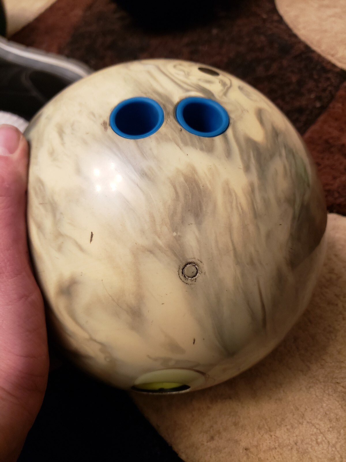 Hammer White Calk bowling Ball
