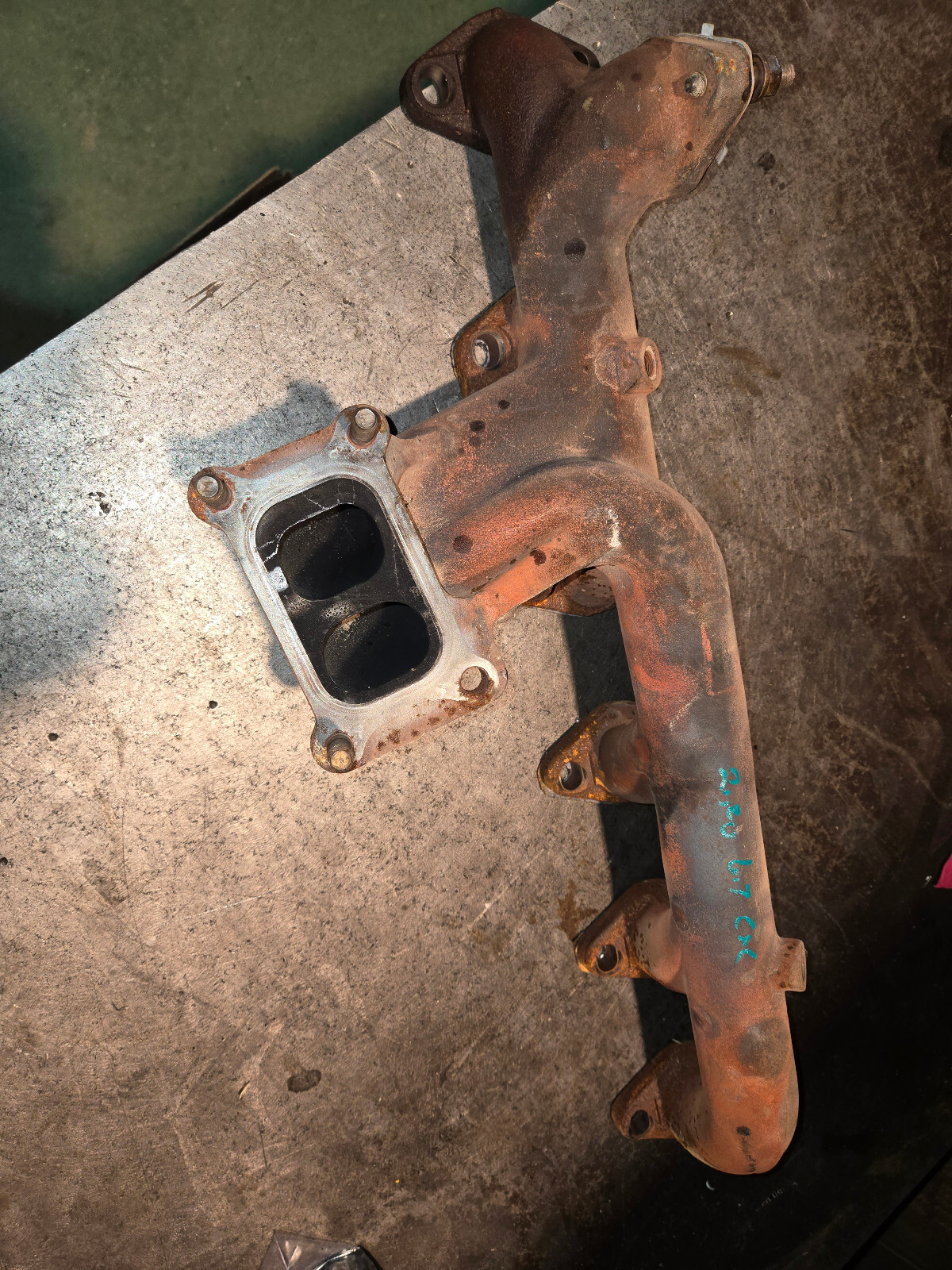 5441580 CUMMINS 6.7L EXHAUST MANIFOLD 2020 RAM 5500 68444859AA - Picture 1 of 10
