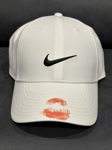drake nike hat kiss