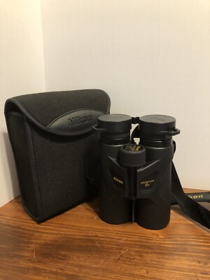 Nikon Prostaff 3S 8x42 7.2 Waterproof Carry Straps Bag