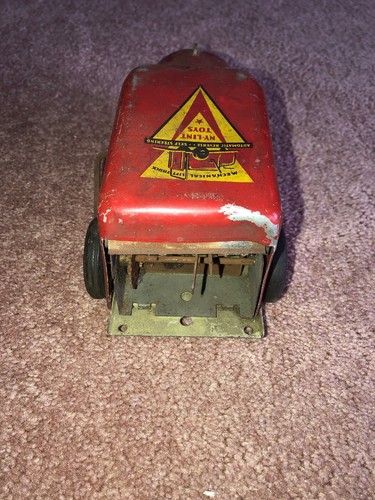VINTAGE NY-LINT MECHANICAL LIFT TRUCK WIND UP TOY - Collector Gift and Project!