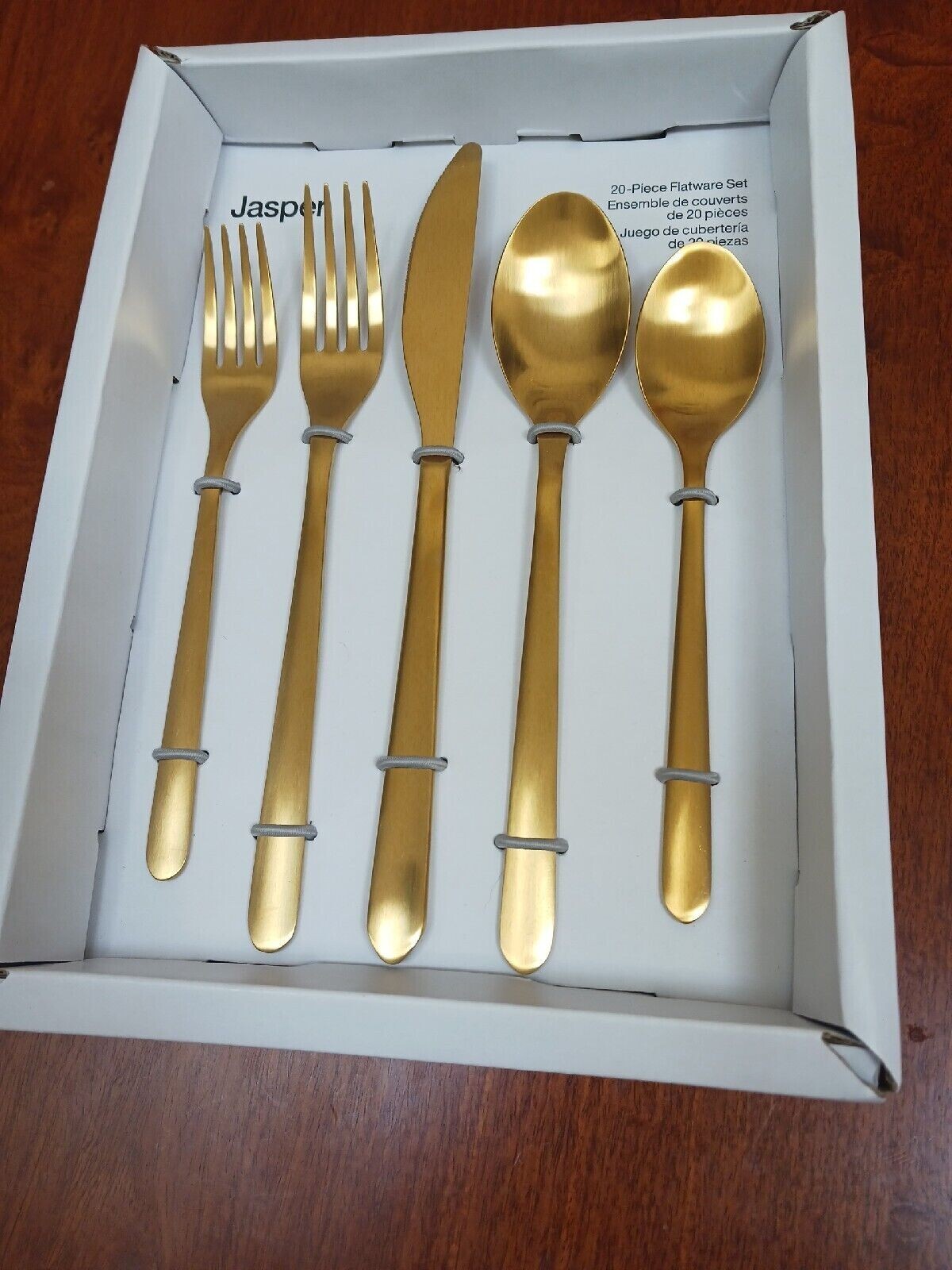 4 Four 5 Piece Place Set Crate & Barrel Stainless Steel