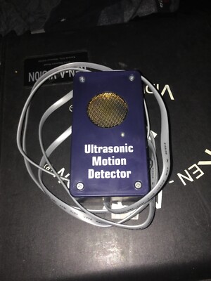 Vernier Software Ultrasonic Motion Detector Order Code MD-CBL With Box And Paper