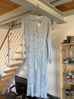 Zara Kleid Plissee Maxi Midi WRINKLEDEFFECT Knitterlook Himmelblau M