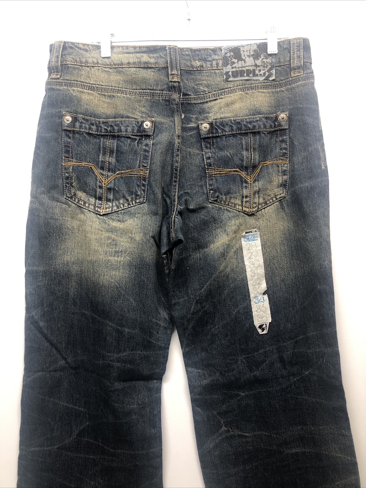 men's relaxed fit distressed jeans