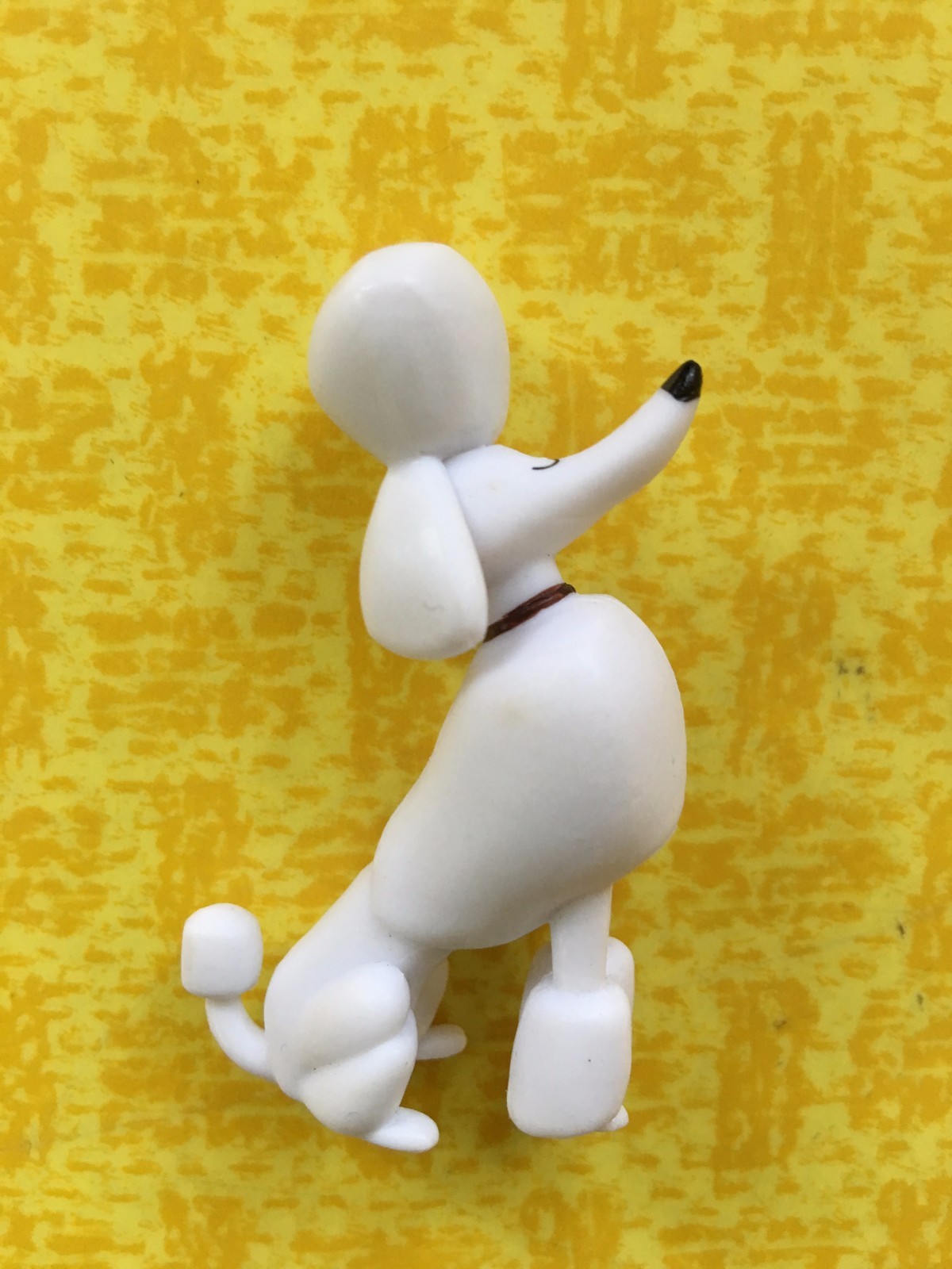 THE SECRET LIFE OF PETS WHITE DOG LEONARD SERIES 2 MINI FIGURE SEALED BLIND BAG