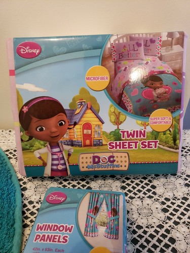 DOC MCSTUFFINS LOT NEW TWIN SHEET SET  WINDOW PANELS AND BATH RUG.