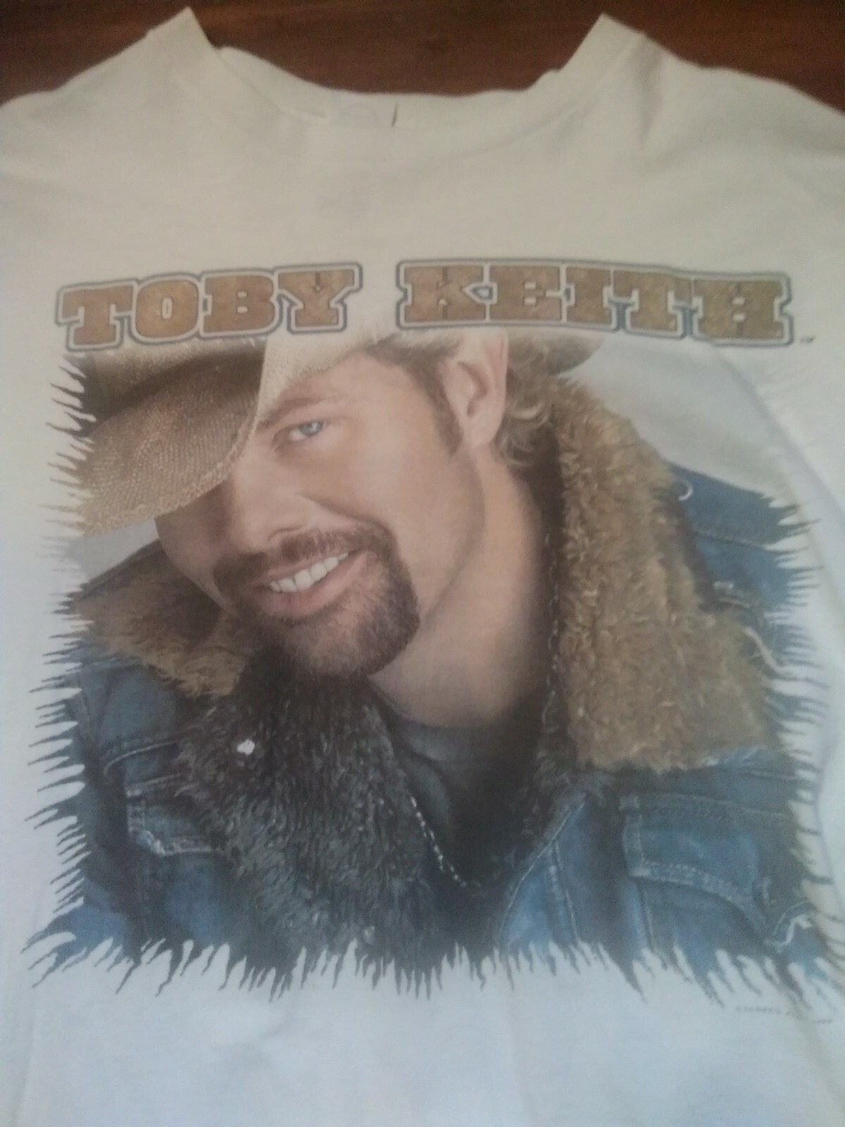 Toby Keith Concert T-shirt Hookin Up Hanging Out Country Music XL used
