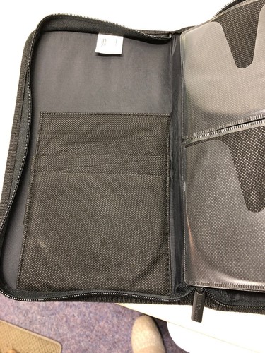 CD Projects CD/DVD Case-Navy Blue/Black Trim-132 CD/DVD Slots