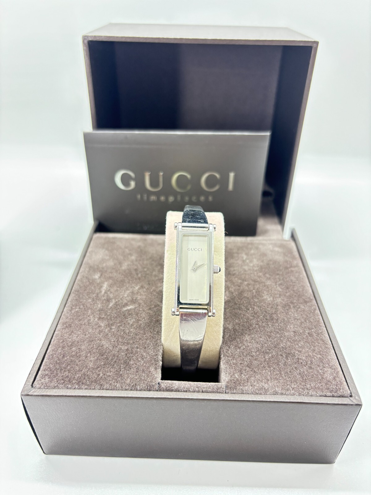 Exc+5 w/Box ] Gucci 1500L Watch Ladies GP Shell White Silver