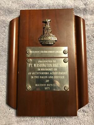 RALEIGH 1971 OUTSTANDING ACHIEVEMENT IN SALES AND SERVICE PLAQUE