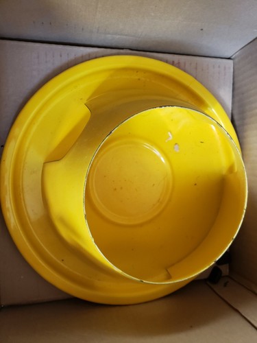 RUBEL #1984 YELLOW ENAMEL FONDUE POT WOOD HANDLE BASE SET