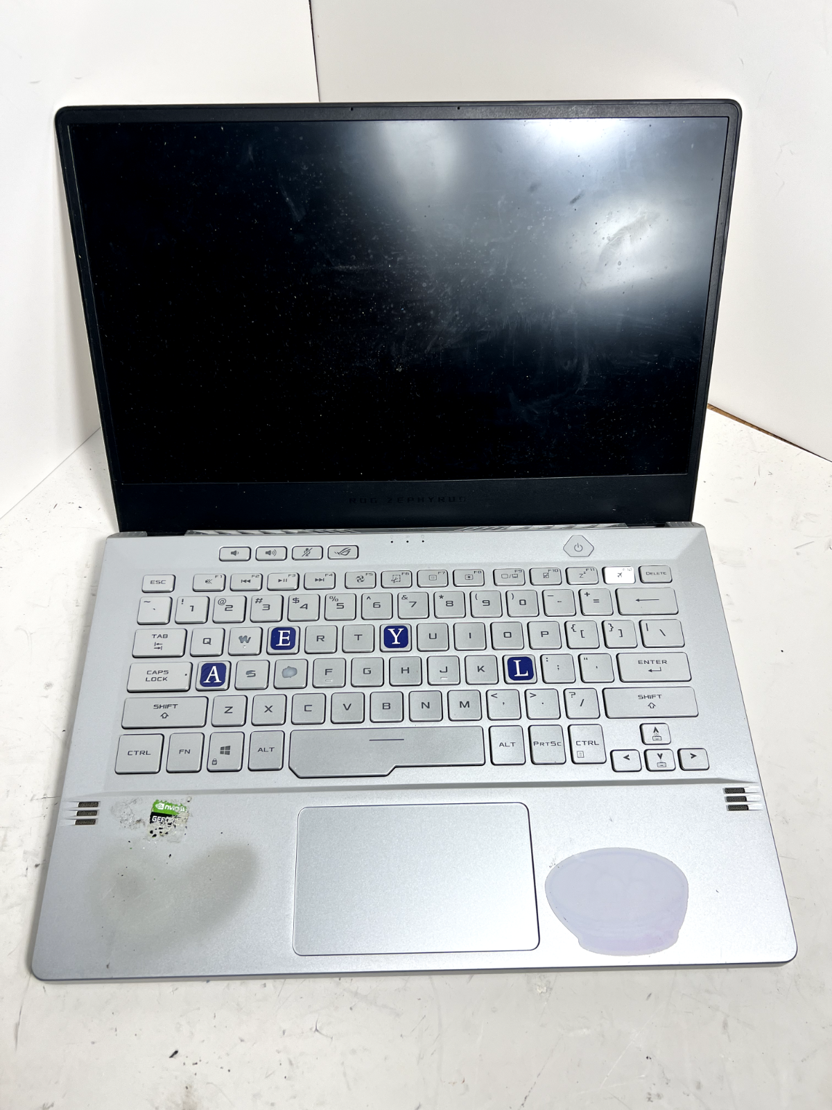 【ジャンク】ASUS ROG Zephyrus G14 GA401i ASUS ROG Zephyrus G14 GA401 - Specs, Tests, and Prices