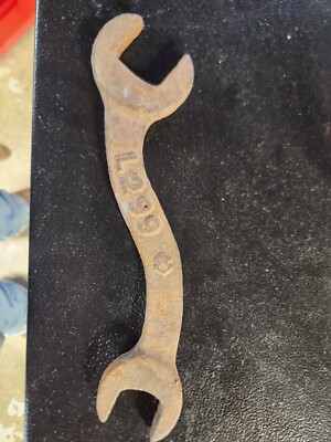 Vintage Antique New Idea L299 Cast Iron Open End Wrench