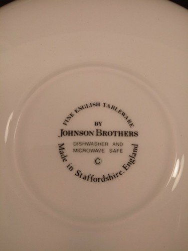 5 Johnson Brothers Blue Willow Saucers