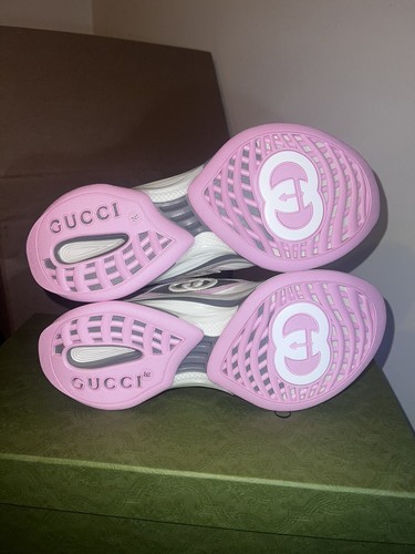 Pre-owned Gucci Run Gg Logo Sneaker In White