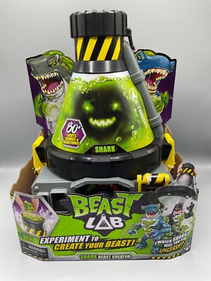 Beast Lab Glow-in-the-Dark Reptile Beast Creator 80+ Lights, Sounds & Reactions!