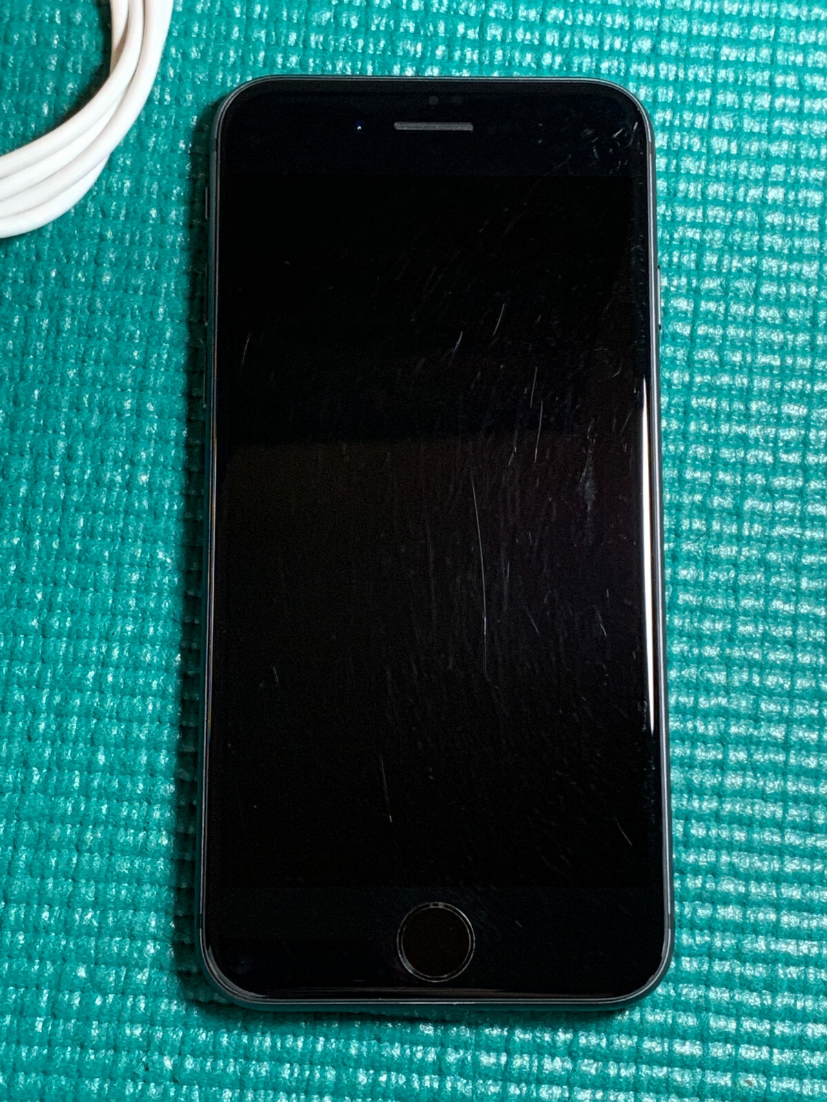 Apple iPhone 8 - 64GB - Space Gray (Unlocked) A1863 (CDMA + GSM