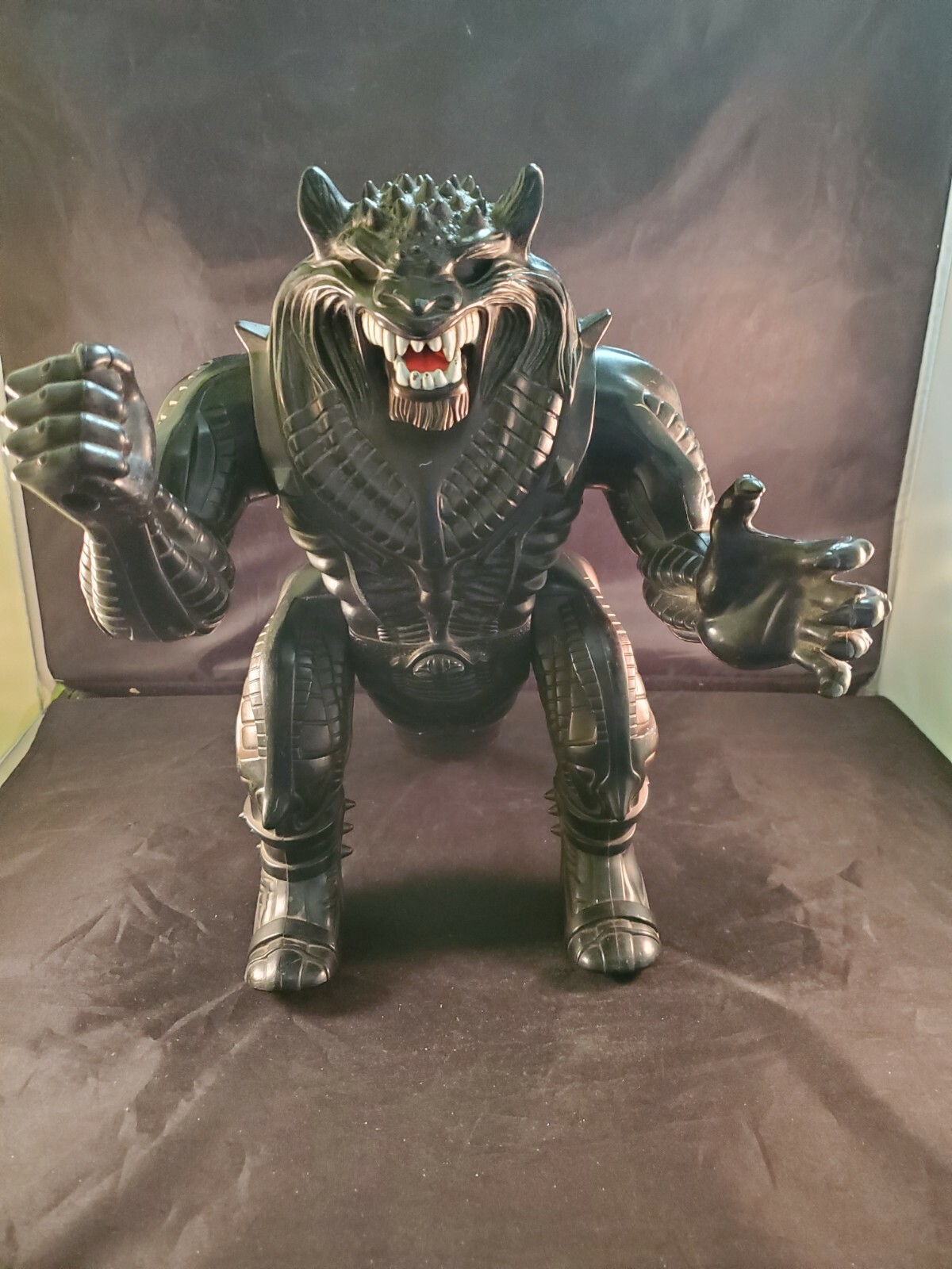 Vintage Tyco 1993 Gorzak Voice Command Beast Action Figure Monster