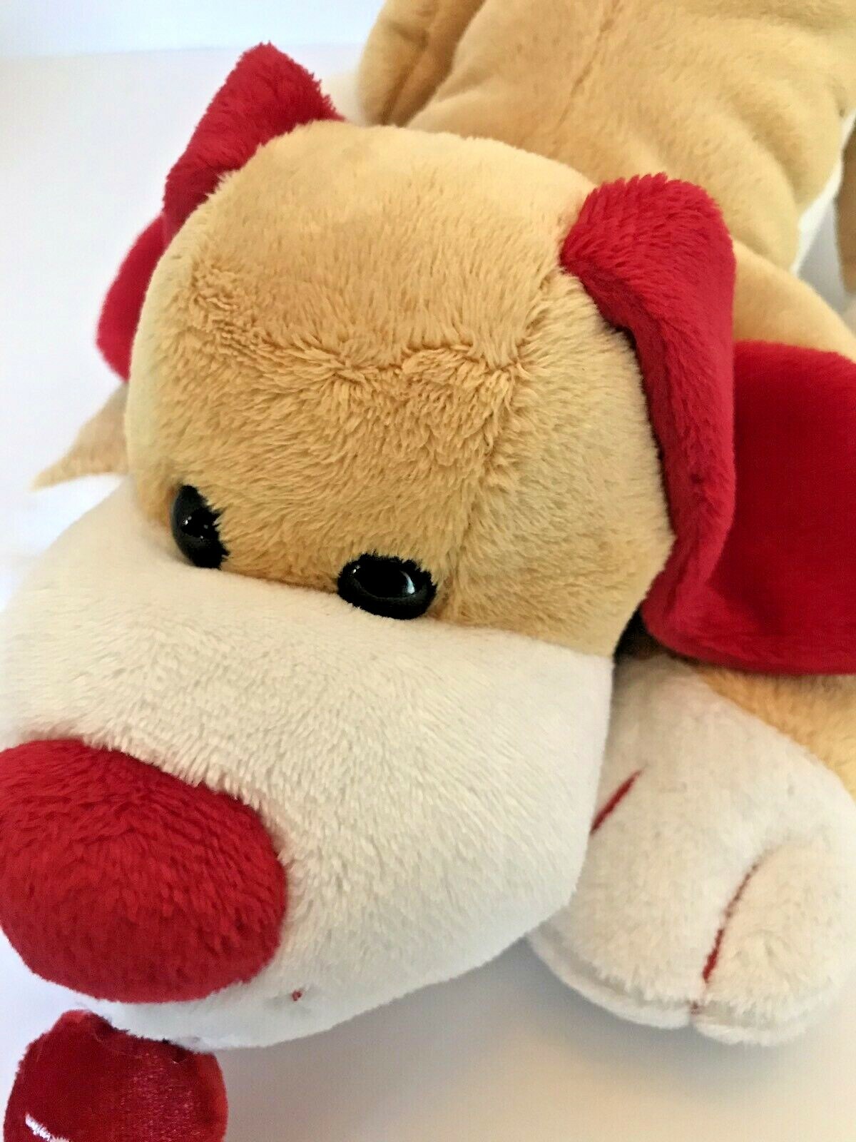 Love Ya Puppy Dog plush stuffed animal tan white red kiss on heart says Love Ya