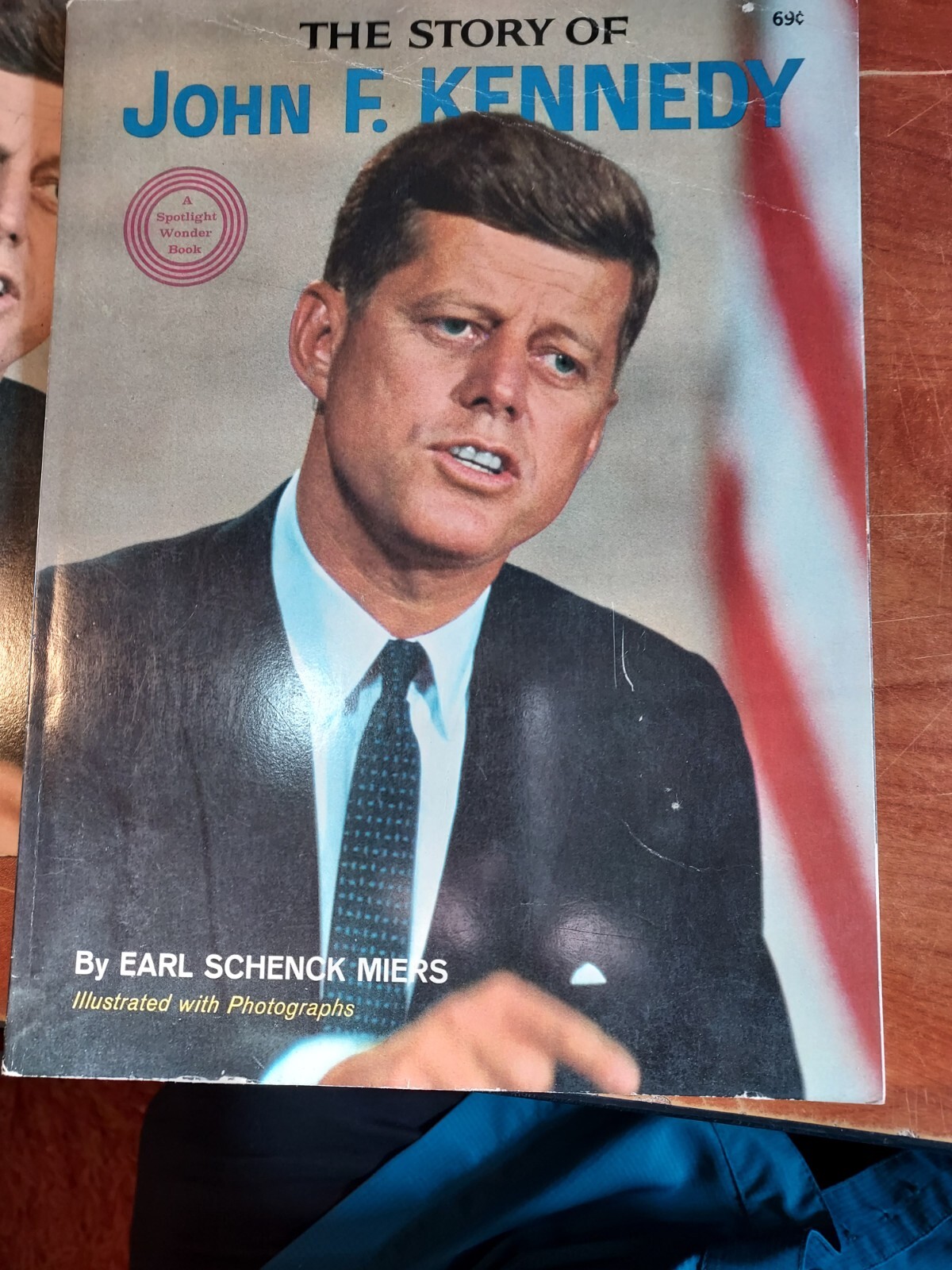 洋書 THE STORY OF JOHN F. KENNEDY The Story of John F. Kennedy: Earl Schenck MIERS: Amazon.com