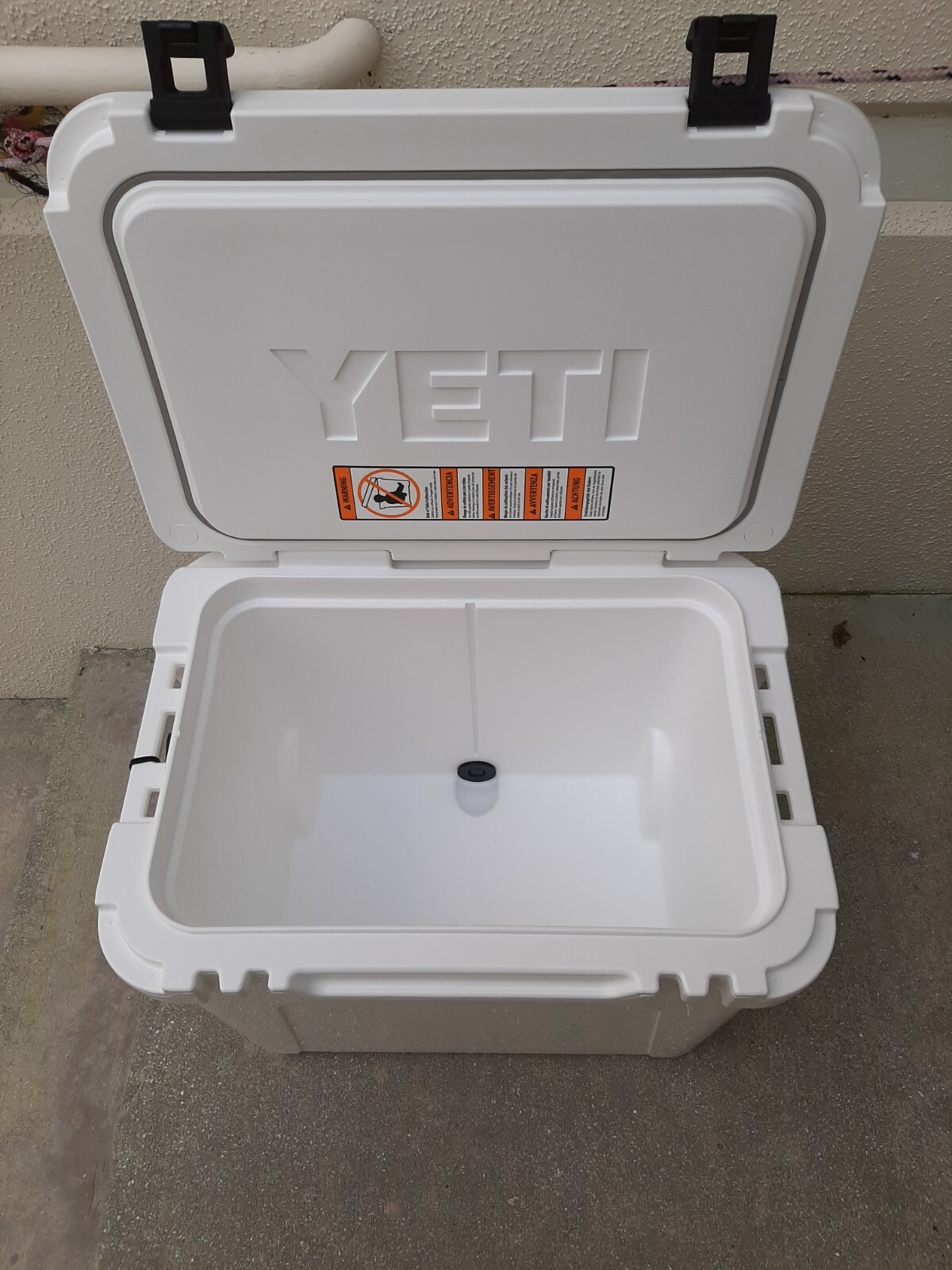 Yeti Roadie 60 Wheeled Cooler