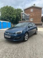 2013 Vauxhall Astra 1.6i 16V Exclusiv 5dr Auto HATCHBACK Petrol Automatic