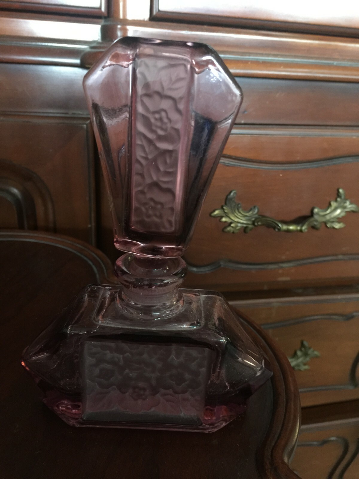 Vintage Art Deco  Amethyst Glass perfume Bottle 6