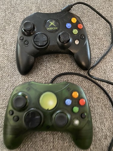 Lot Of 2 Wired Controller S Type Black And Clear Green For