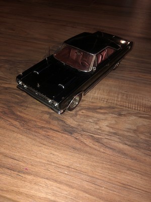 HIGHWAY 61 / DIE-CAST PROMOTIONS 1967 PLYMOUTH GTX 1/18 DIECAST