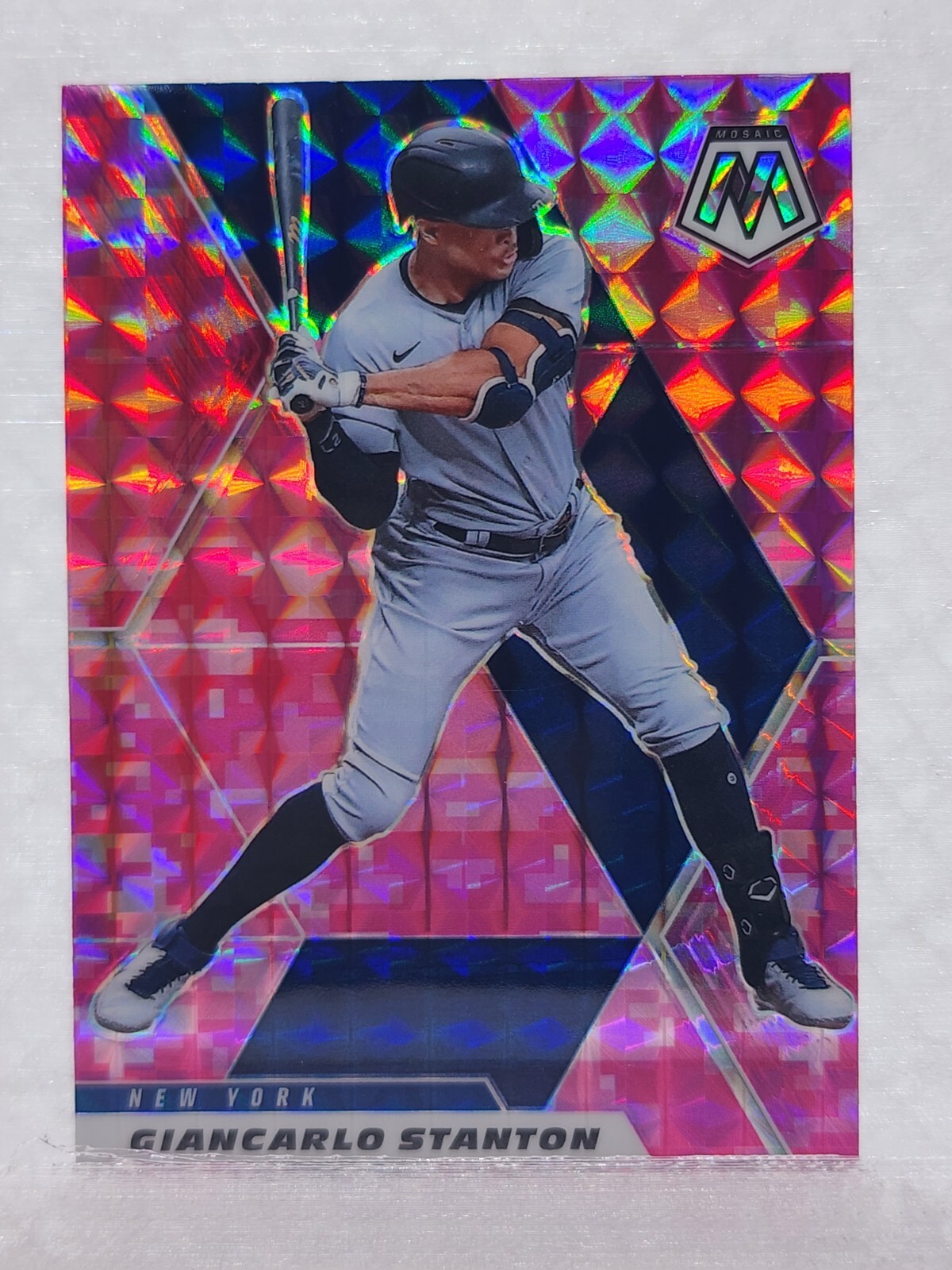 Giancarlo Esposito サイン入りカード 2/4 GIANCARLO ESPOSITO 2023 AUTOGRAPH CARD POP CENTURY 5/6 ACTOR