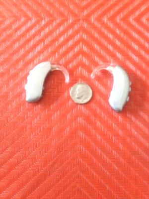 Pair PROGRAMMABLE DIGITAL HEARING AIDS 3 ADJUSTABLE MODES 4 levels noise reduct