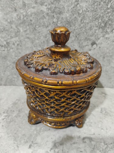 Elements Gold Rococo Syroco Style Round Trinket Jewelry Coin Box Gilt Ornate Vtg