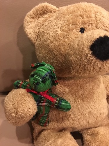 TY Pluffies Beary Merry Christmas Brown Plaid Bear 2005 Plush Stuffed Animal Toy