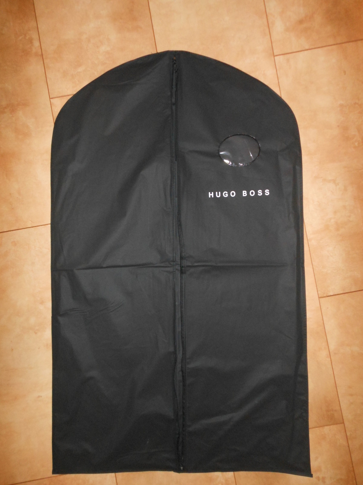 hugo boss suit cover bag