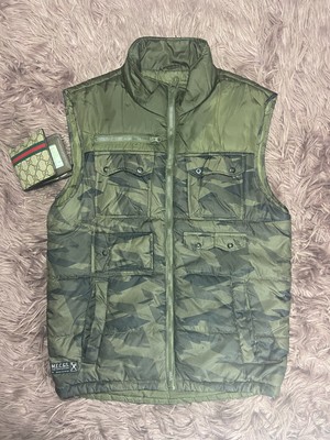 NWT Marc Ecko Logo Cut & Sew Full Zip Puffer Vest sz Small Cameo