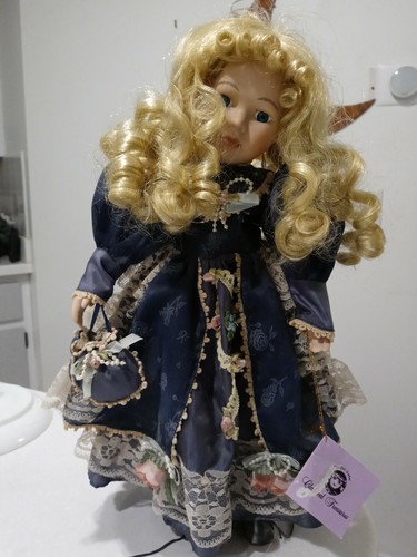 The Doll Crafter Classic Treasures Porcelain Doll 15