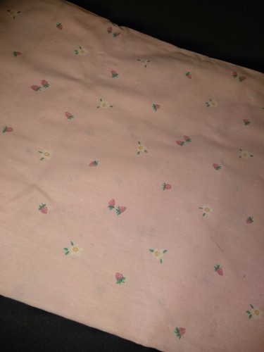 Vintage Petite Pink Strawberries and Daisies Cotton Fabric 42 wide x 2 Yards