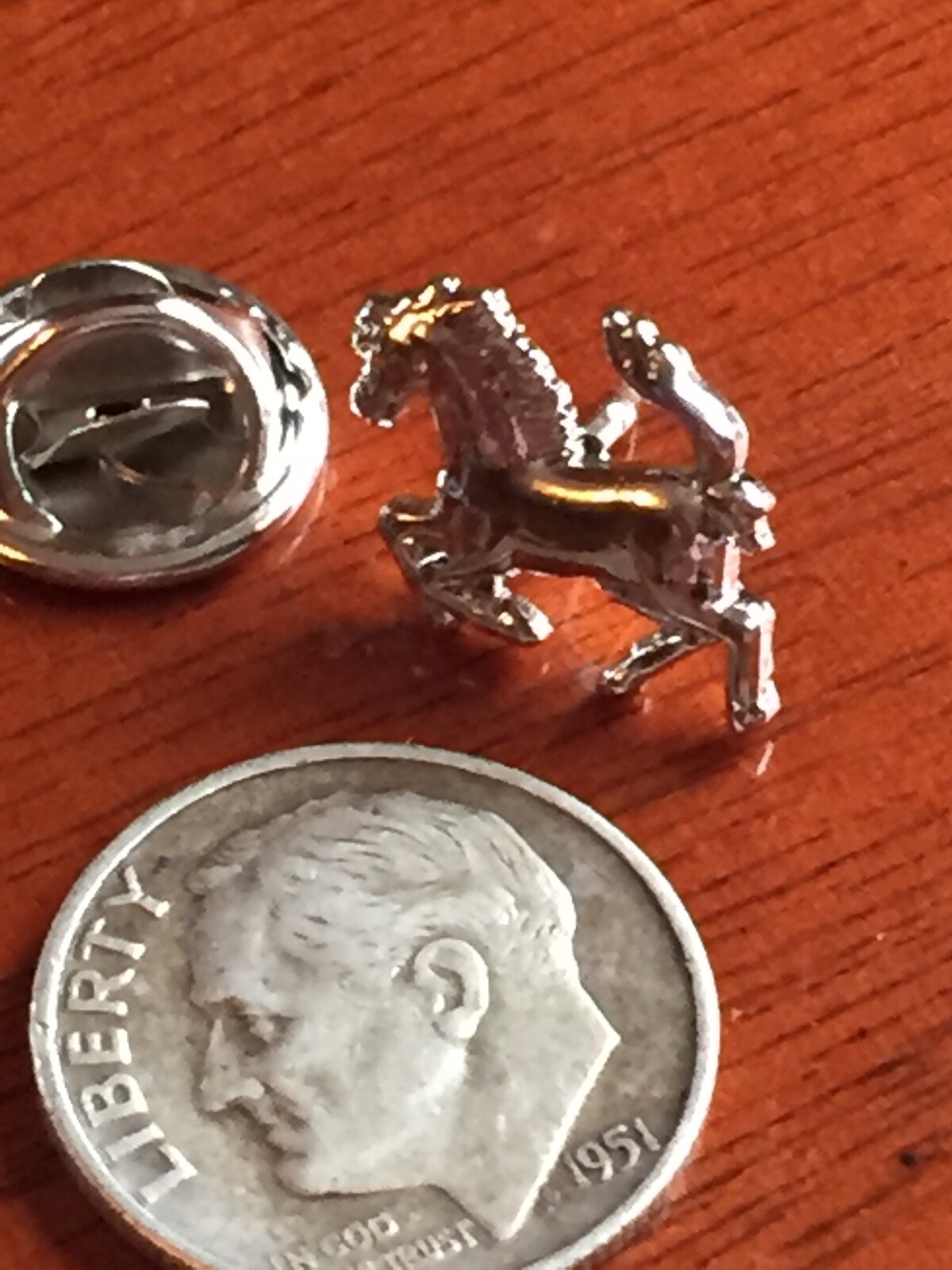 Ferrari Lapel Pin Hat Pin Prancing Horse Cavallino Rampante Tie Tack P1225