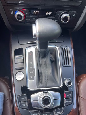 image 7 of interior