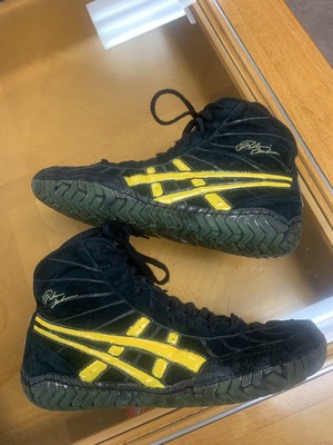 asics sissy wrestling shoes