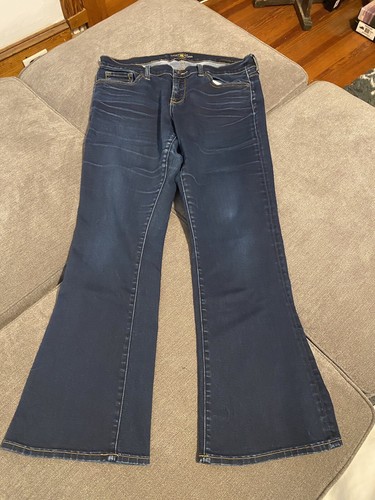 Women's Size 14/32 Blue Mid Rise Dark Wash
