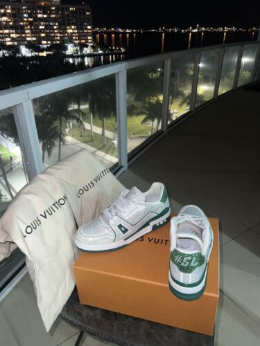 Louis Vuitton Trainer Crystal Rhinestone Green/White ULTRA Louis Vuitton Trainer Crystal Rhinestone Green/White ULTRA