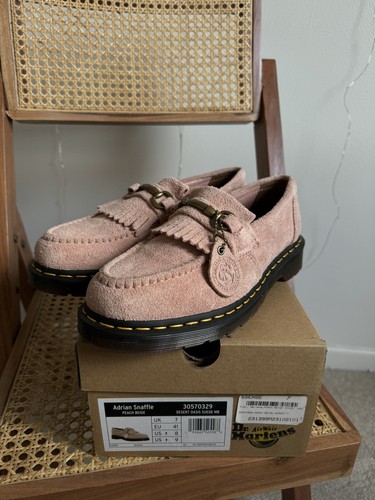 Dr. Martens Adrian Bone Snaffle - Fondant Pink – HOMETEAM