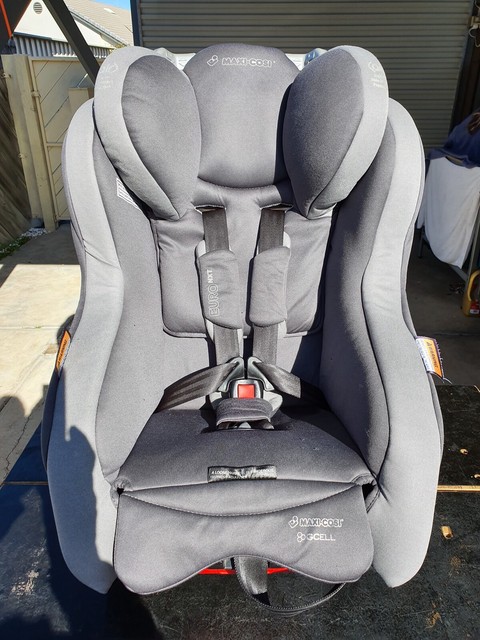 maxi cosi euro nxt isofix car seat