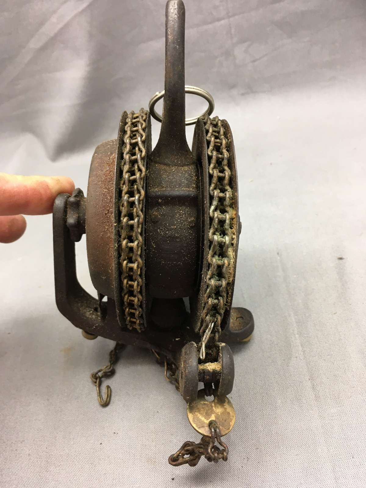 Antique Oil Kerosene Lamp Chain Pulley Clutch Extender