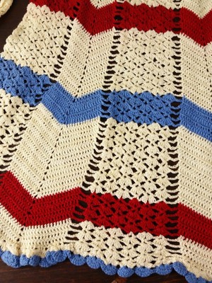 Vintage Apron Handmade Crocheted Half Waist Pocket Cream Horizontal Stripes