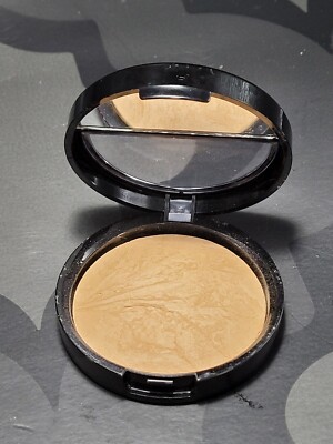 Laura Geller Baked Balance-n-Brighten Color Correcting Foundation - Medium - 