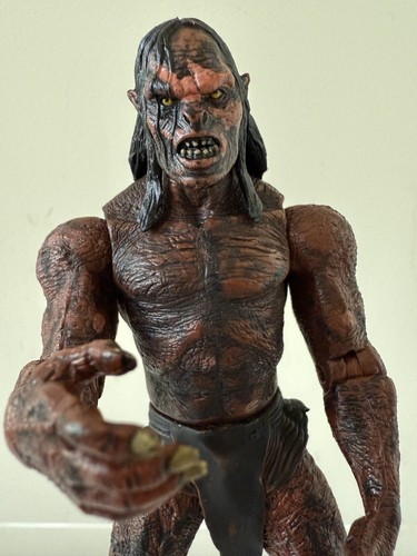 2001 Toy Biz Lord of the Rings Newborn Lurtz Uruk-hai Action Figureの ...