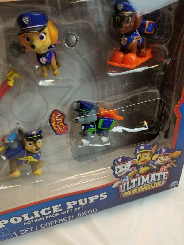 paw patrol police pups action pack gift set